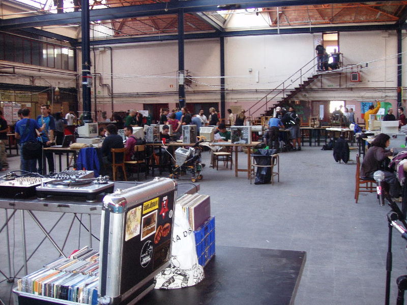 Imagen:Cacharreodj.jpg